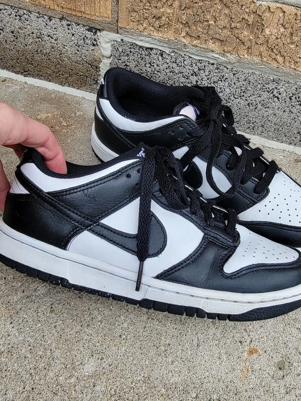 Nike Black White Panda Low Dunk Sneakers Boys/Mens 6Y